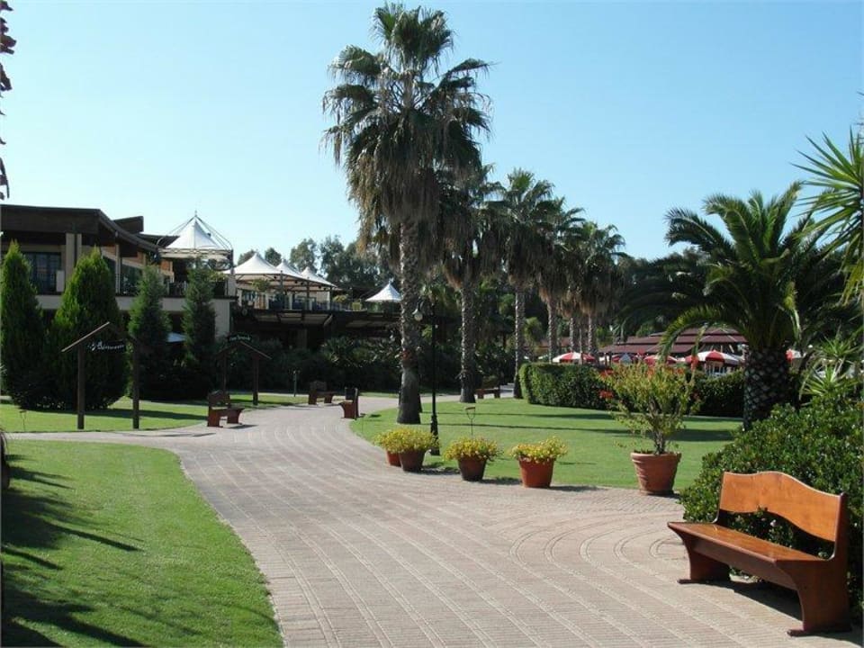 Weitläufiges Areal Falkensteiner Club Funimation Garden Calabria