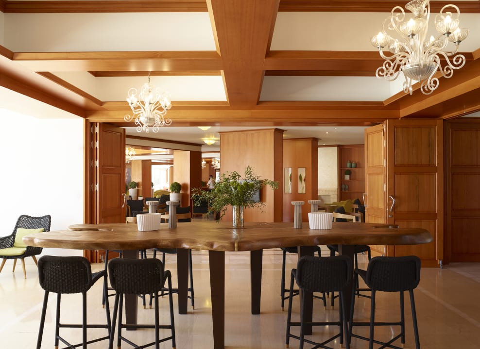 Lobby Hotel Serita Beach