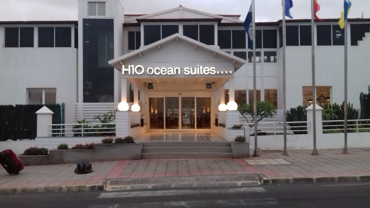 Außenansicht H10 Ocean Suites