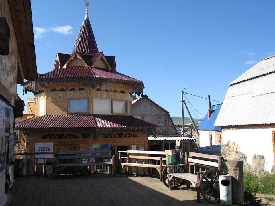 Innenhof Nikitas Homestead