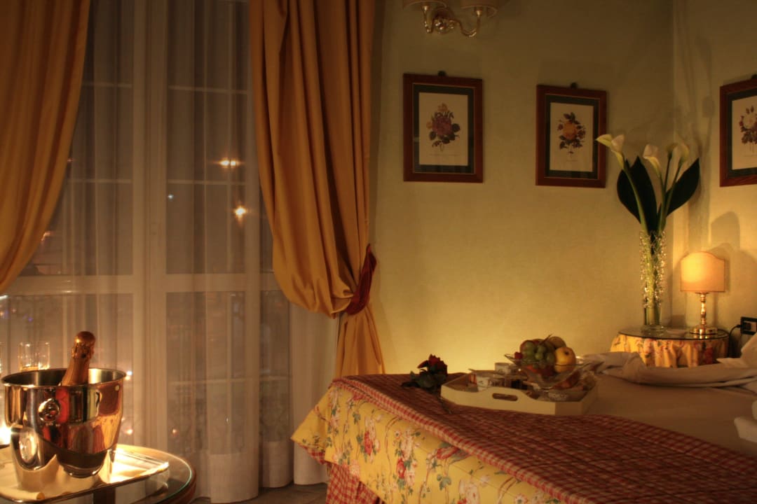 Superior  Hotel Rosary Garden