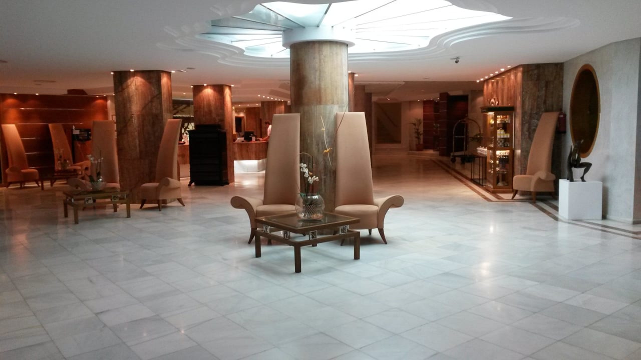 Lobby Hotel Serrano Palace