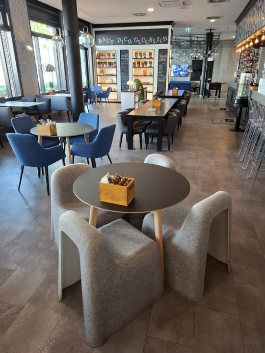 Gastro Holiday Inn - the niu, Square Mannheim