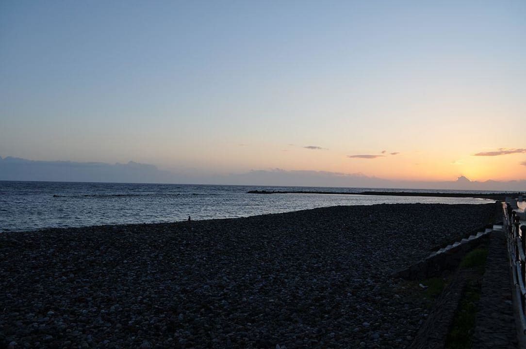 Strand bei Sonnenuntergang Gran Tacande Wellness & Relax Costa Adeje