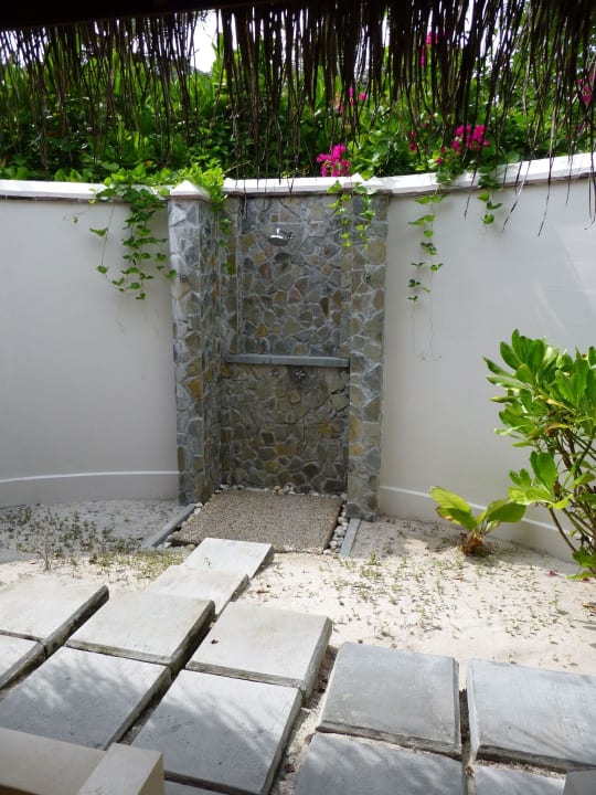 Außendusche Beach Villa LUX South Ari Atoll