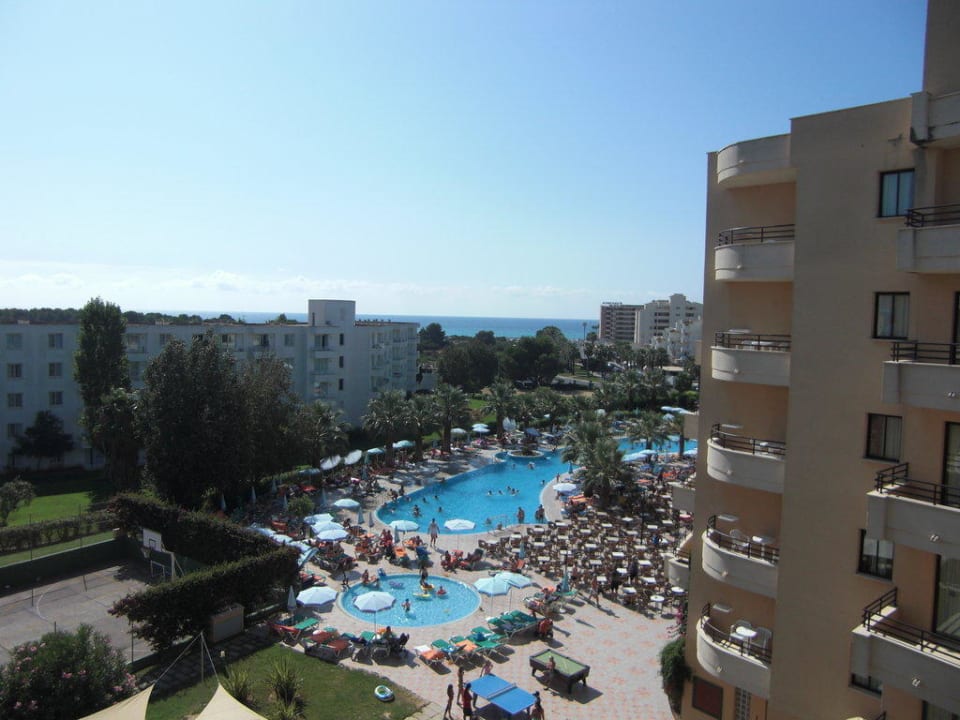 Ausblick (seitlicher Meerblick) allsun App.-Hotel Orient Beach