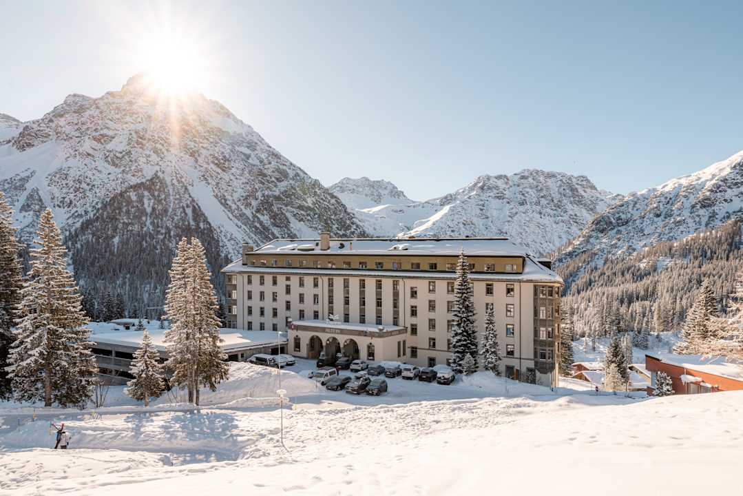 Außenansicht Altein Arosa, a Faern Collection Resort