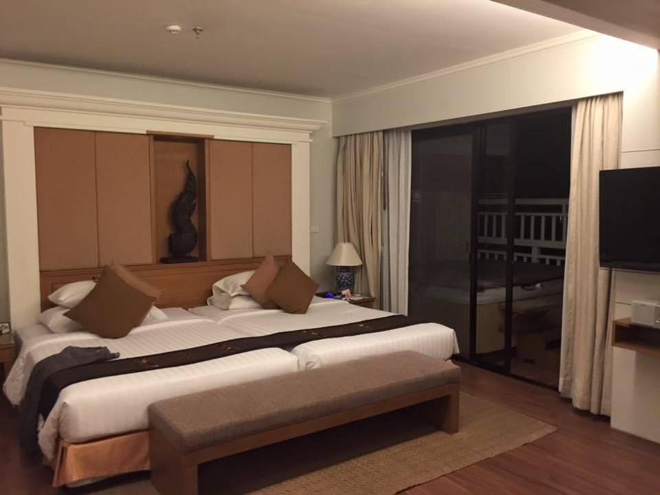King-size-Bett Cape Panwa Hotel