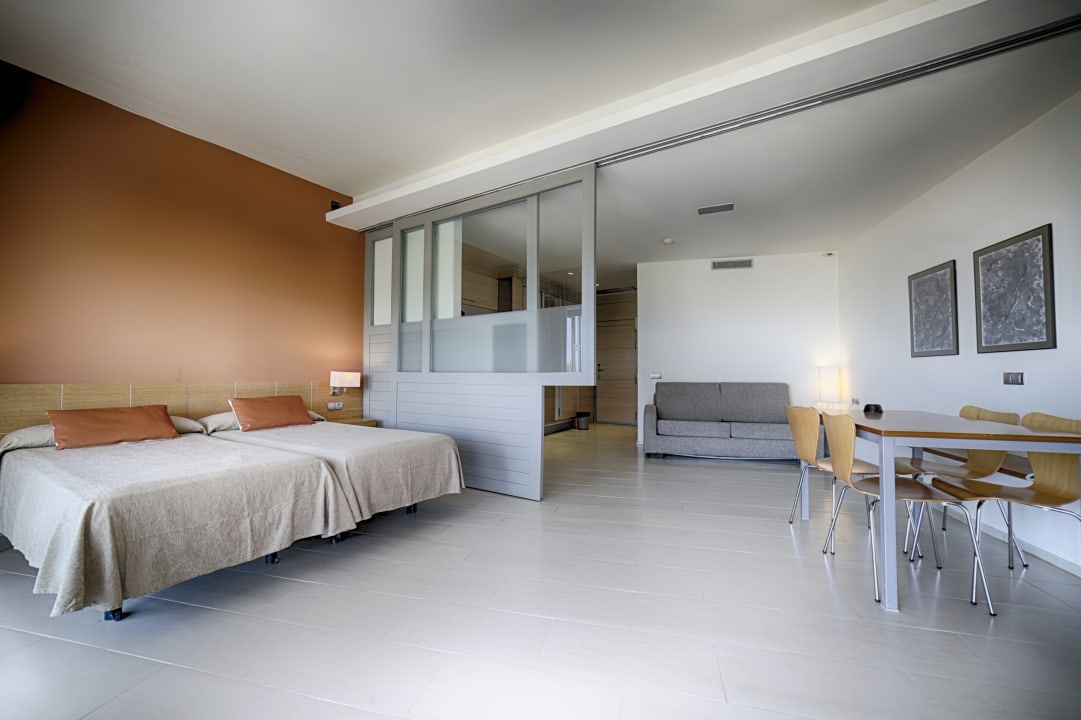 Zimmer Ohtels Les Oliveres