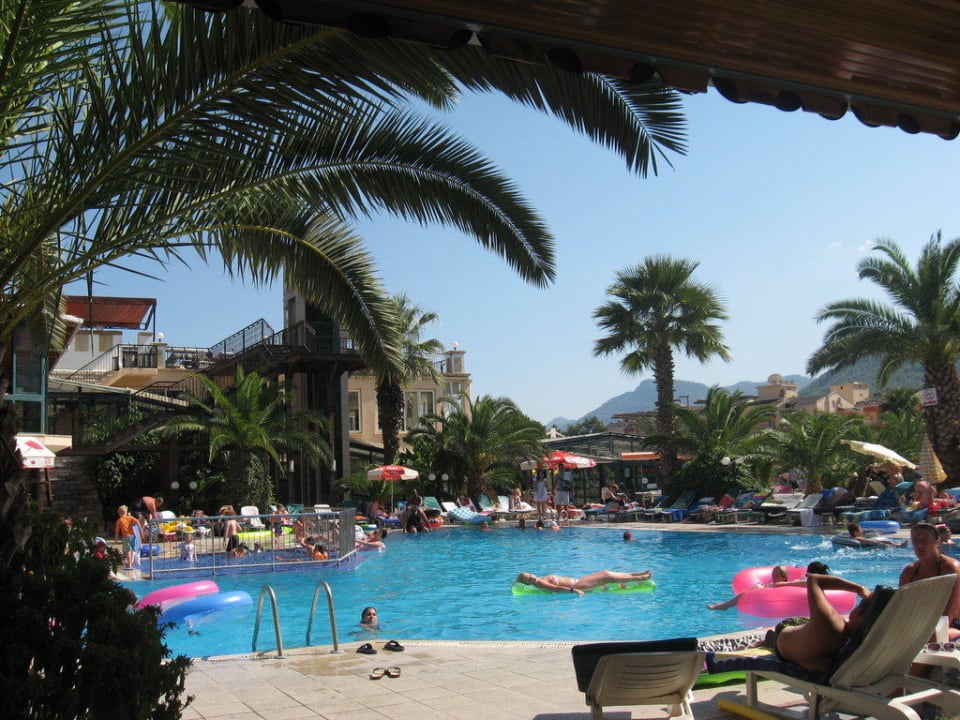 Poolanlage  Club Hotel Pineta