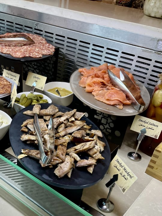 Gastro Saadiyat Rotana Resort &  Villas