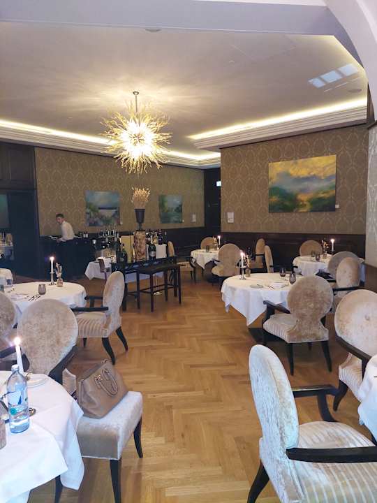 Gastro Falkensteiner Schlosshotel Velden