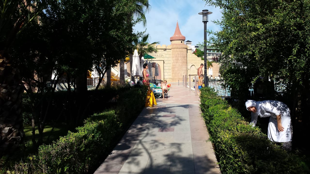 Weg zum Activitiepool Belek Beach Resort Hotel