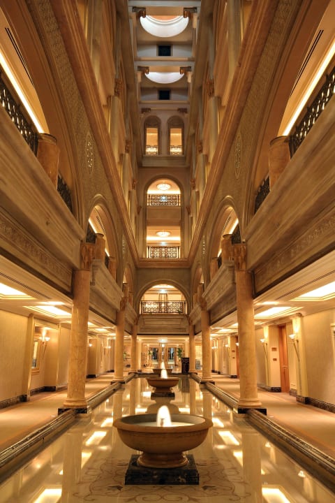 Flurbereich der Zimmer im Ostflügel Emirates Palace Mandarin Oriental