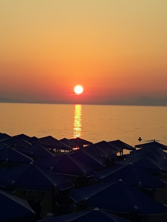 Strand Dimitrios Beach Hotel