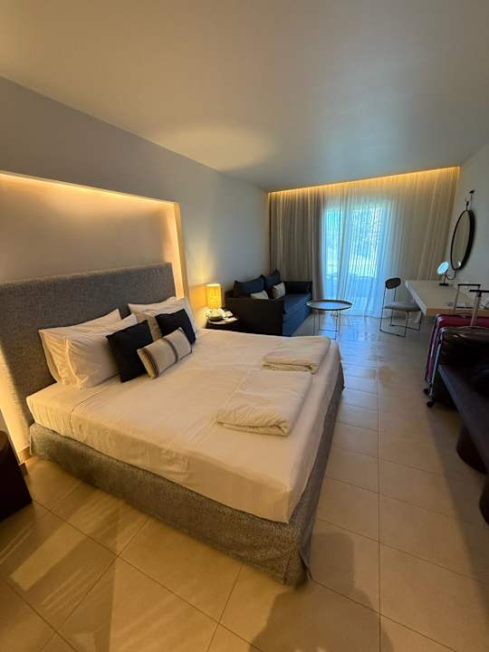 Zimmer Lindos Mare, Seaside Hotel