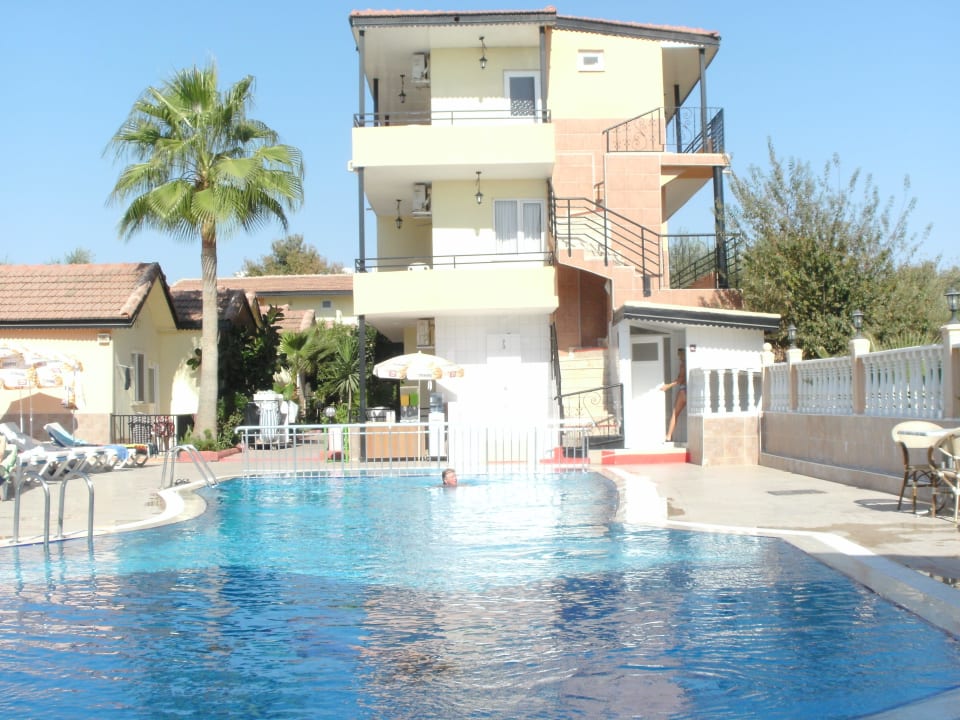 Sayanora Park Sayanora Hotel