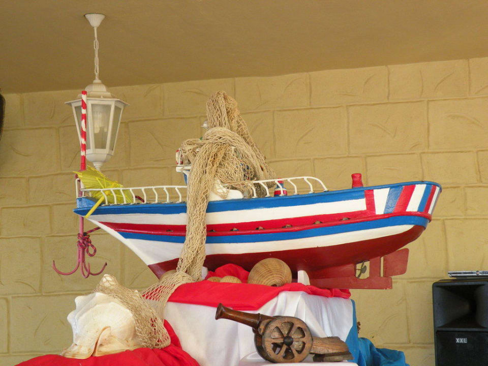 Strand-Bar Hotel Paradis Palace