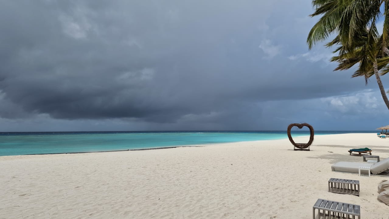 Strand Veligandu Maldives Resort Island