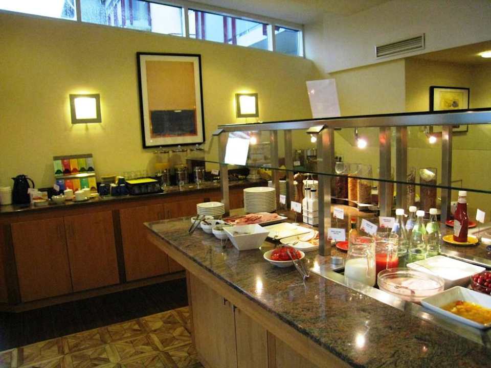 Frühstücksbuffet Park Inn by Radisson München Frankfurter Ring