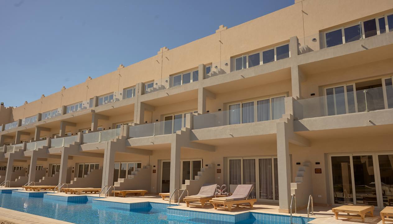 Zimmer Diamond Beach by Pearl Resort