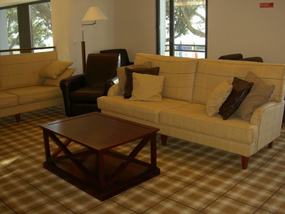 offene Halle im 1. Stock Hotel do Canal