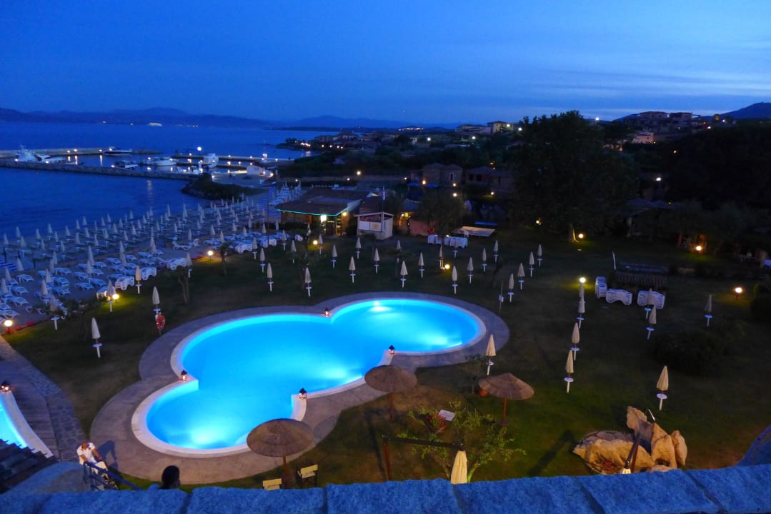 Dall'alto di notte Appartments Baia Caddinas Clubresidence