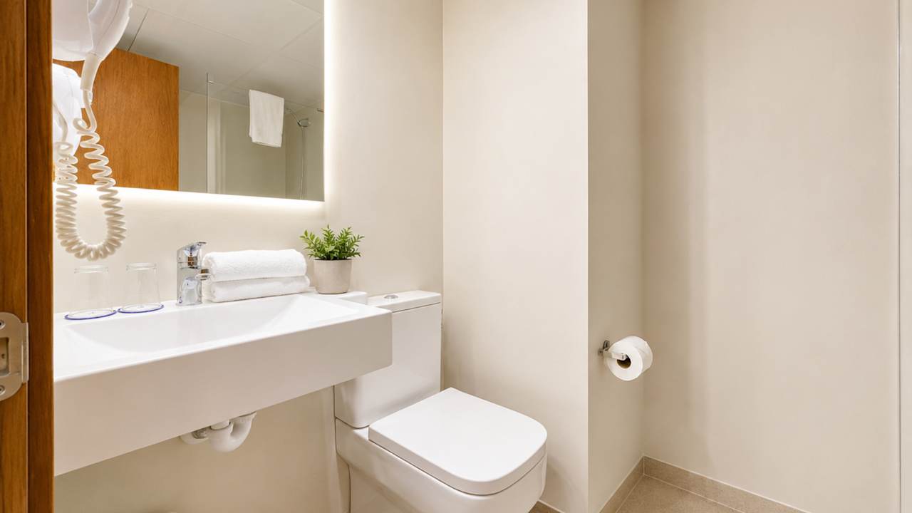 "Zimmer" Hotel Bella Mar (Cala Rajada) • HolidayCheck (Mallorca | Spanien)