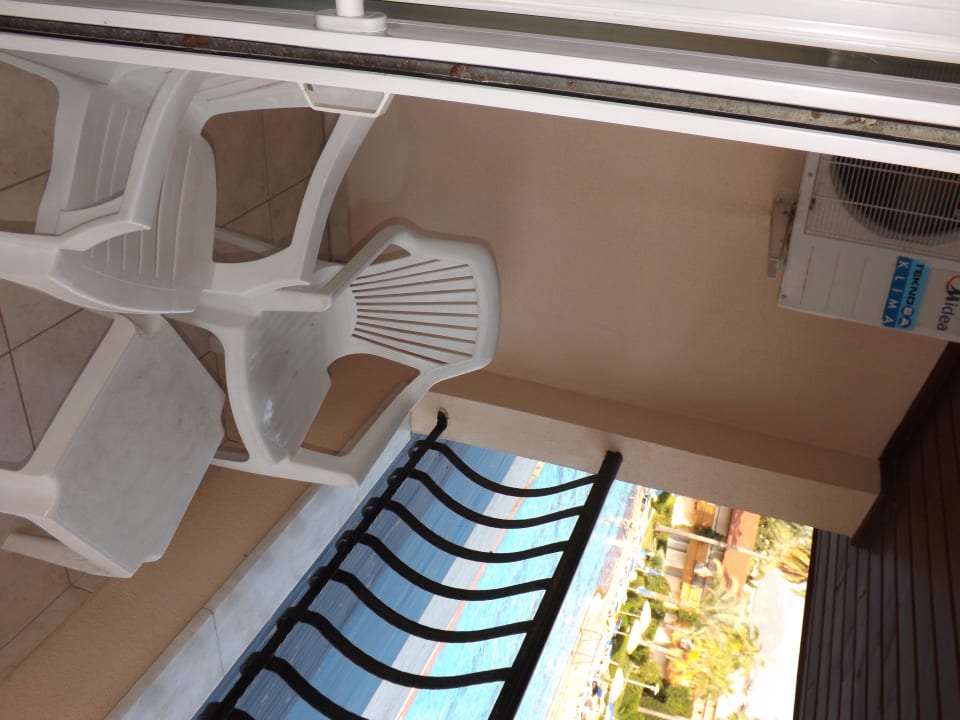 Zweiter Balkon Club Turtas Beach Hotel