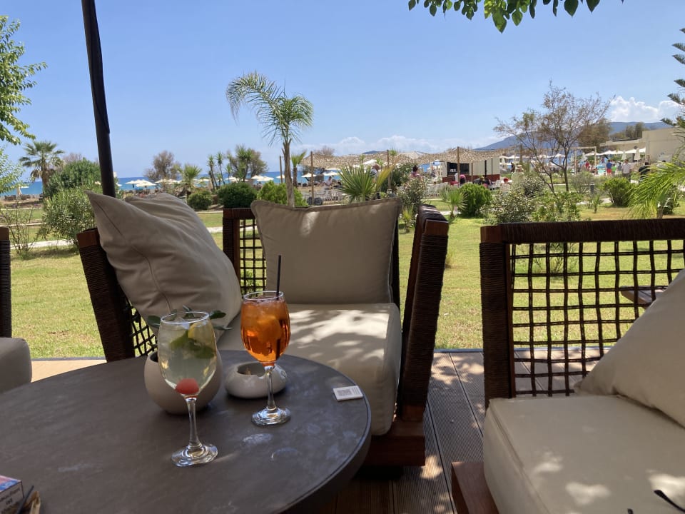 Gartenanlage Domes Aulūs Zante, Autograph Collection