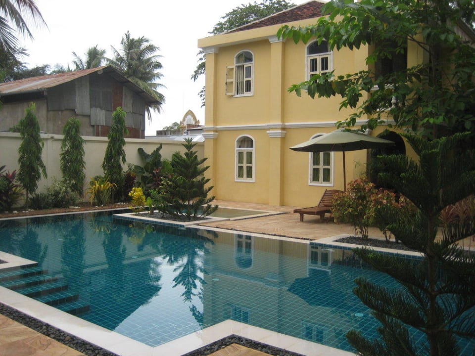 Guest House mit Pool Guesthouse La Villa Battambang