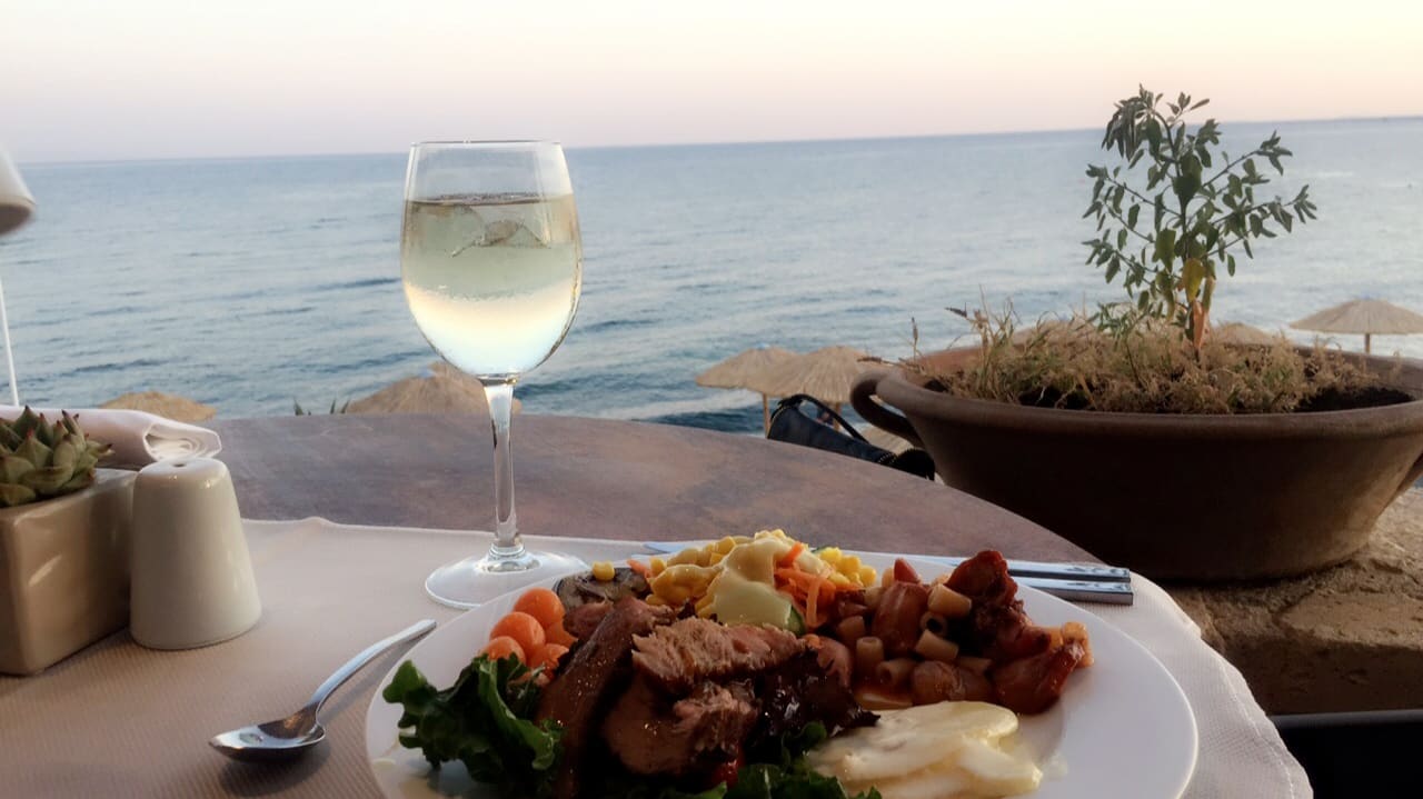 Restaurant Kakkos Beach Hotel