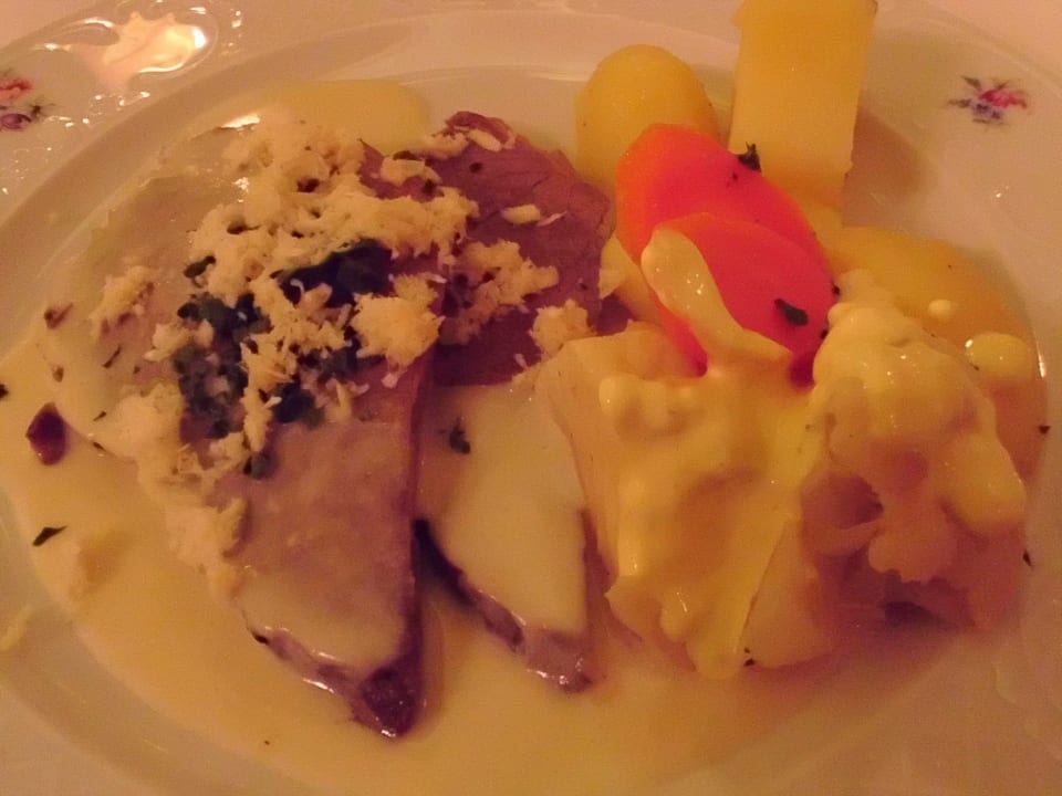 Tafelspitz  mit Meerettichsoße Hotel Pistono