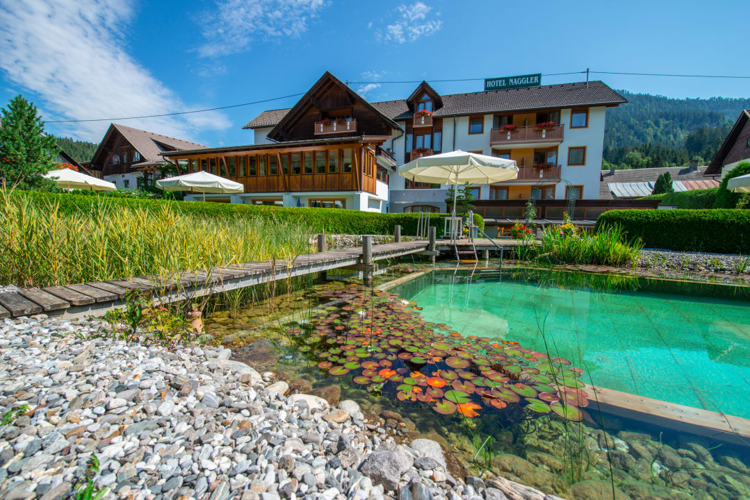 Pool Hotel Naggler