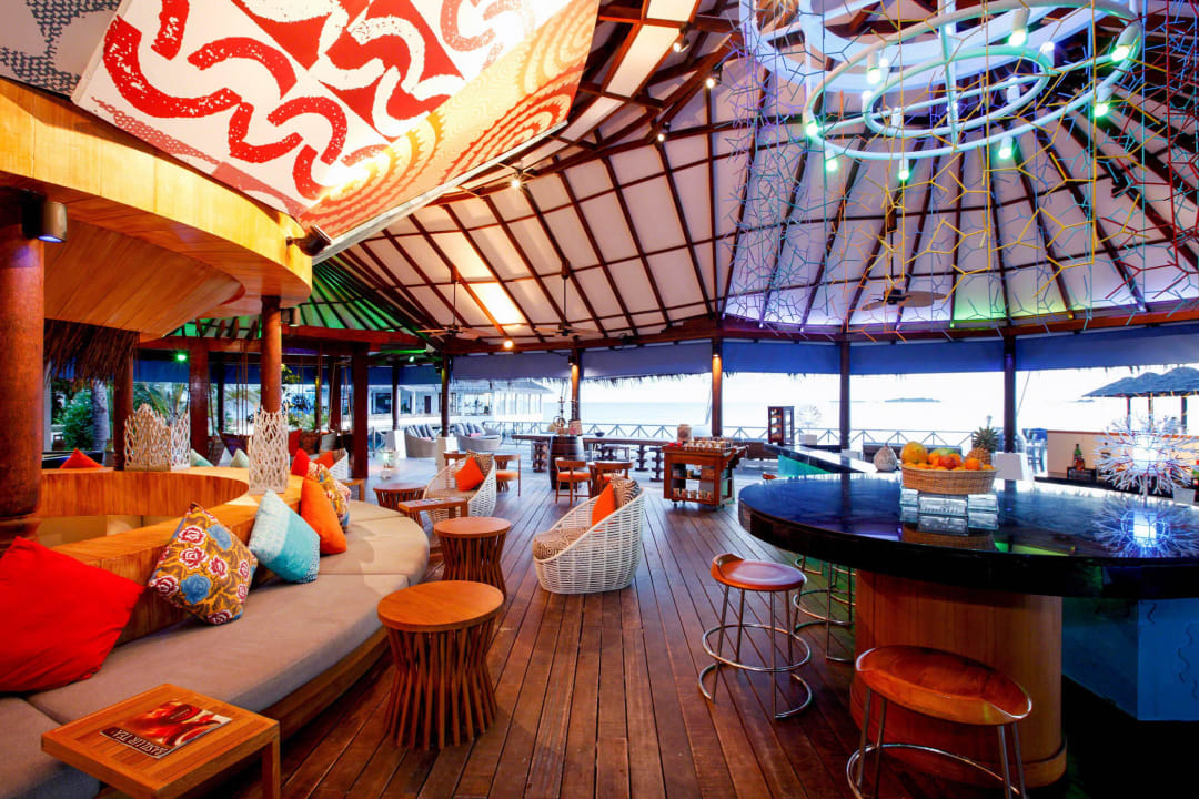 Coral Bar and Lounge Machchafushi Island Resort & Spa Maldives, The Centara Collection