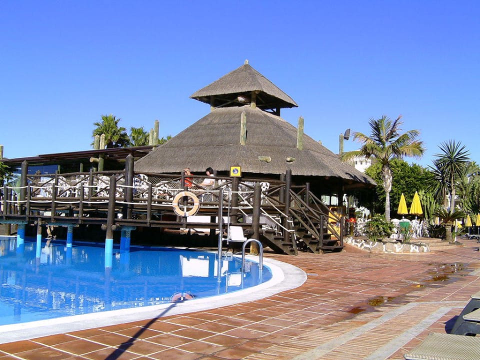 Poolbar mit Restaurant H10 Timanfaya Palace - Adults only