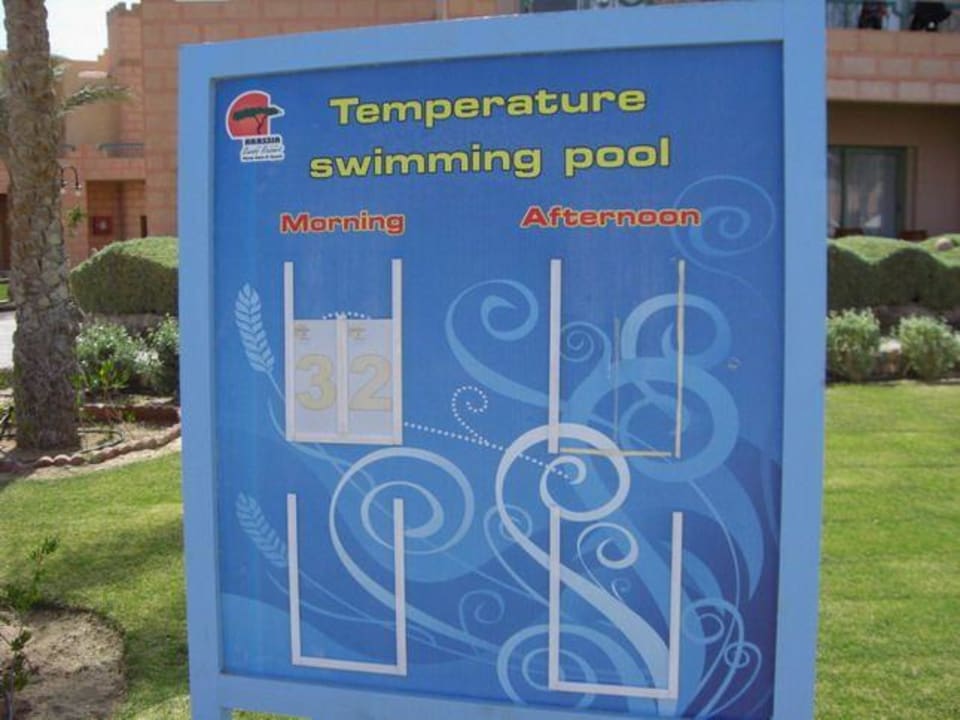 Pool 32 Grad Sentido Akassia Beach