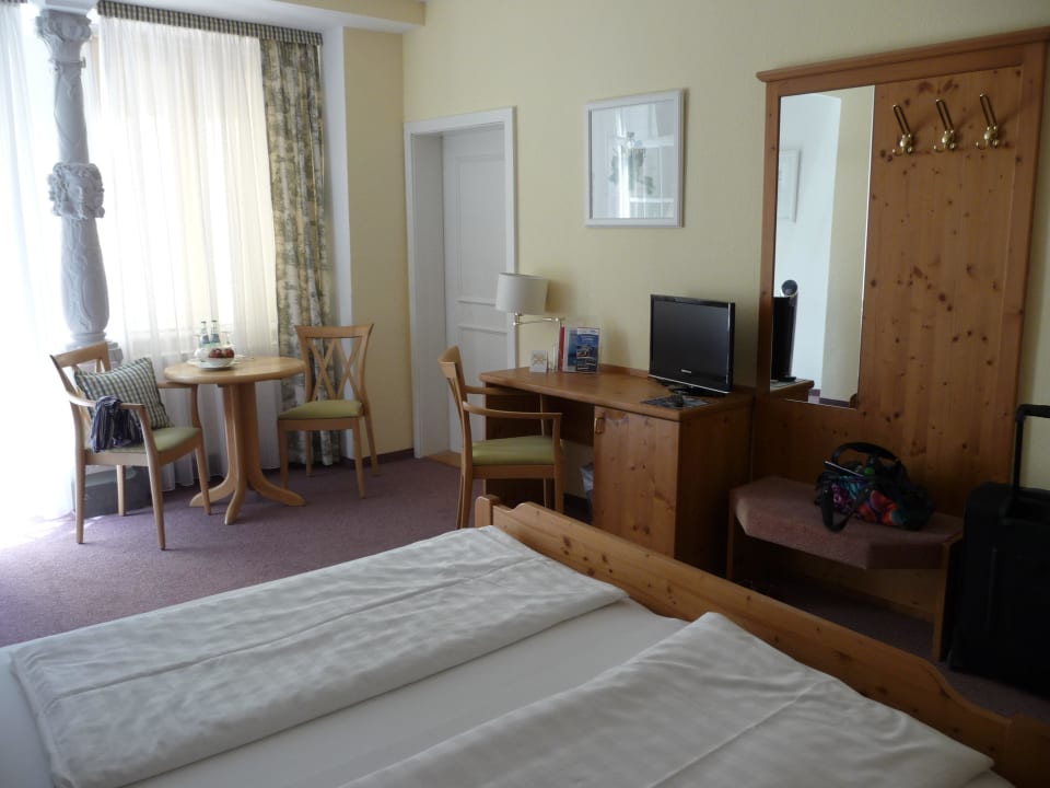 Das Zimmer mit Sitzecke Hotel Ratsstuben