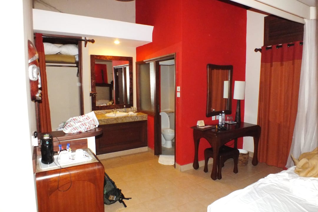 Waschtisch Ol Tukai Lodge