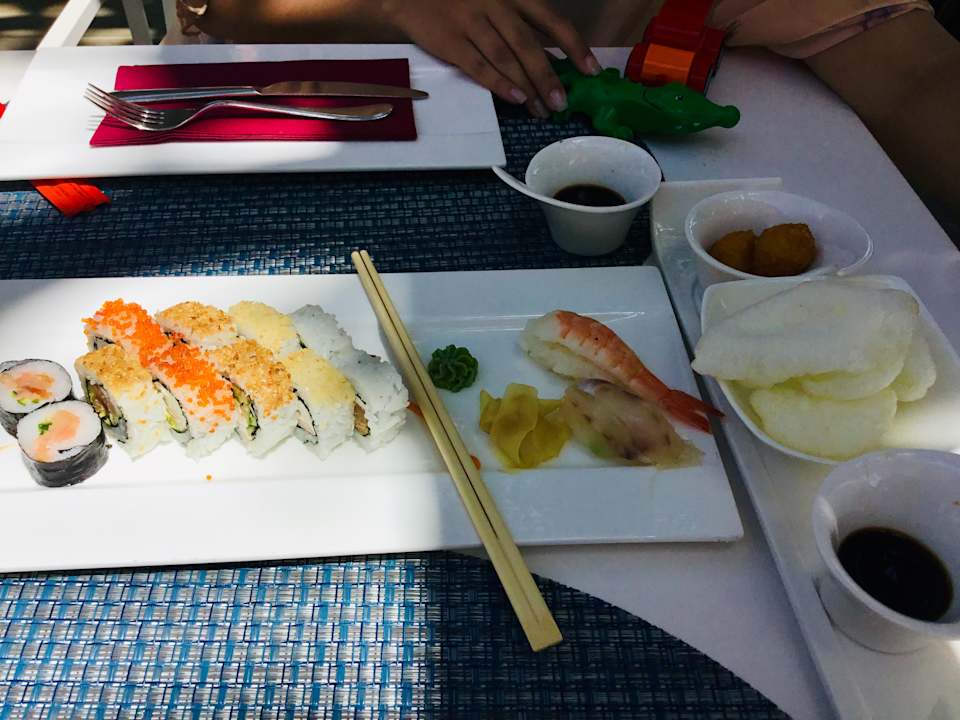 Gastro Acanthus Cennet Barut Collection