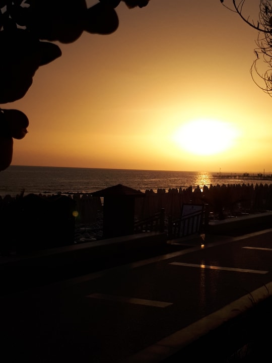 Strand Melas Resort Hotel