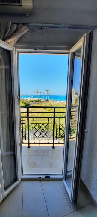 Zimmer Heronissos Hotel