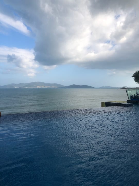 Pool Royal Beach Boton Blue Hotel & Spa