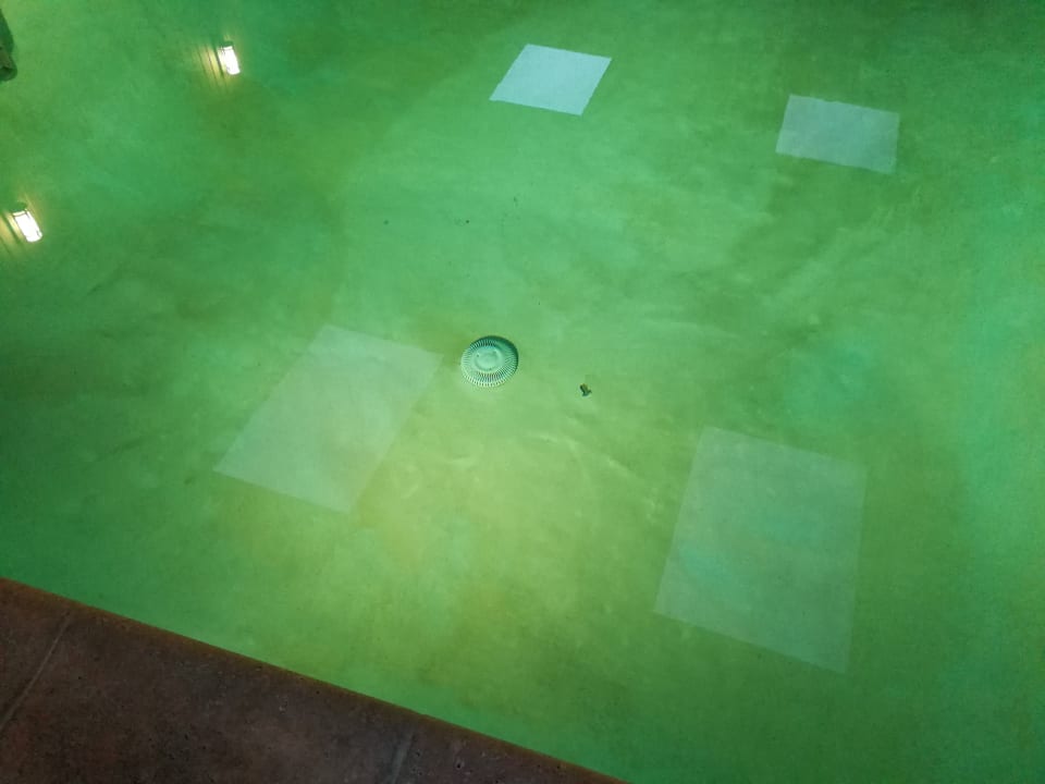 Pool Sands by the Sea Motel