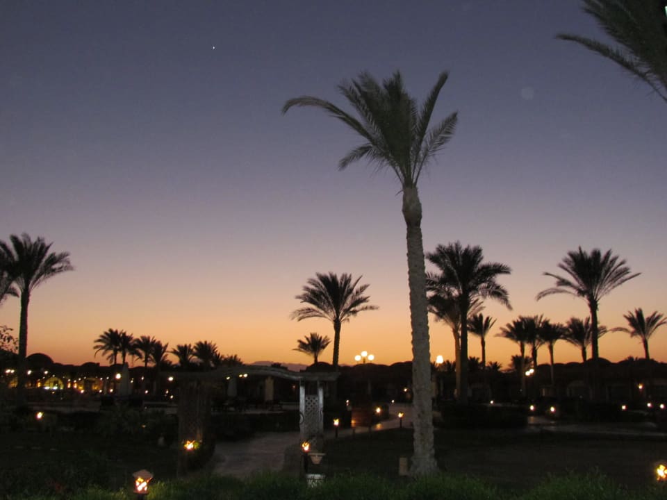 Sentido bei Nacht Swisstouch Oriental Resort Marsa Alam