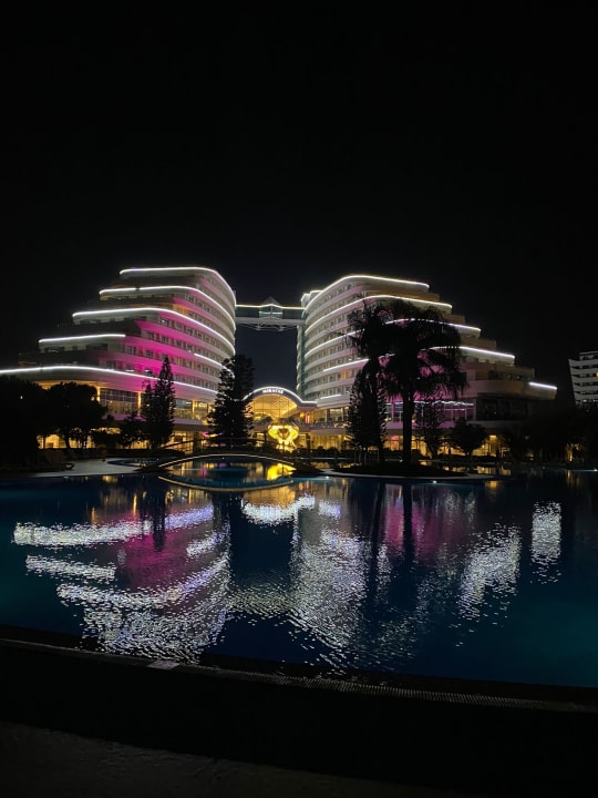 Außenansicht Hotel Miracle Resort