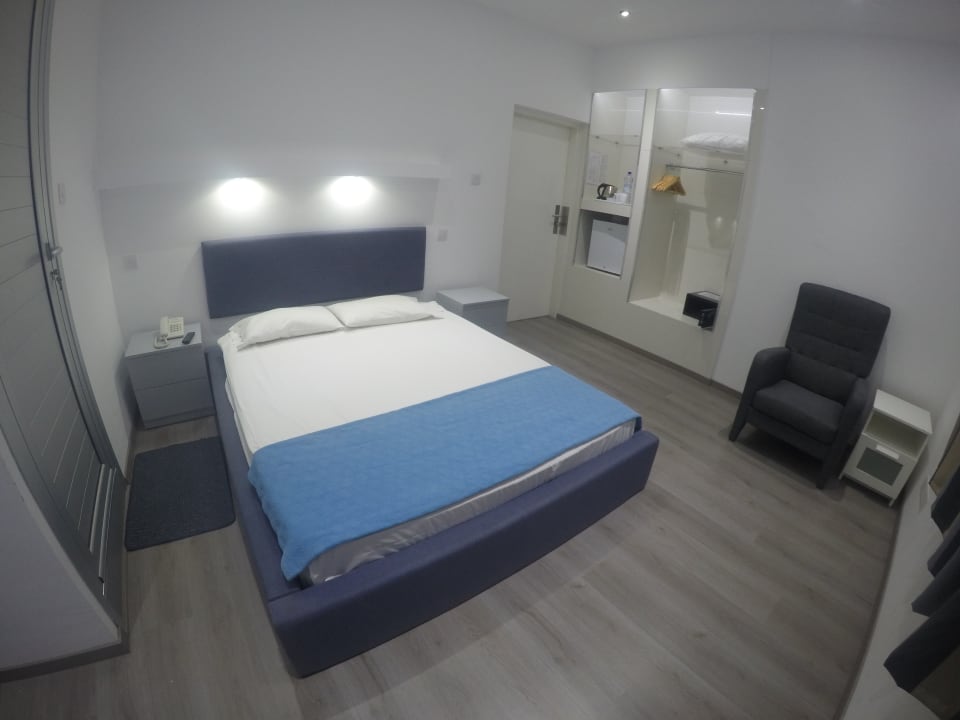 Zimmer Asty Hotel