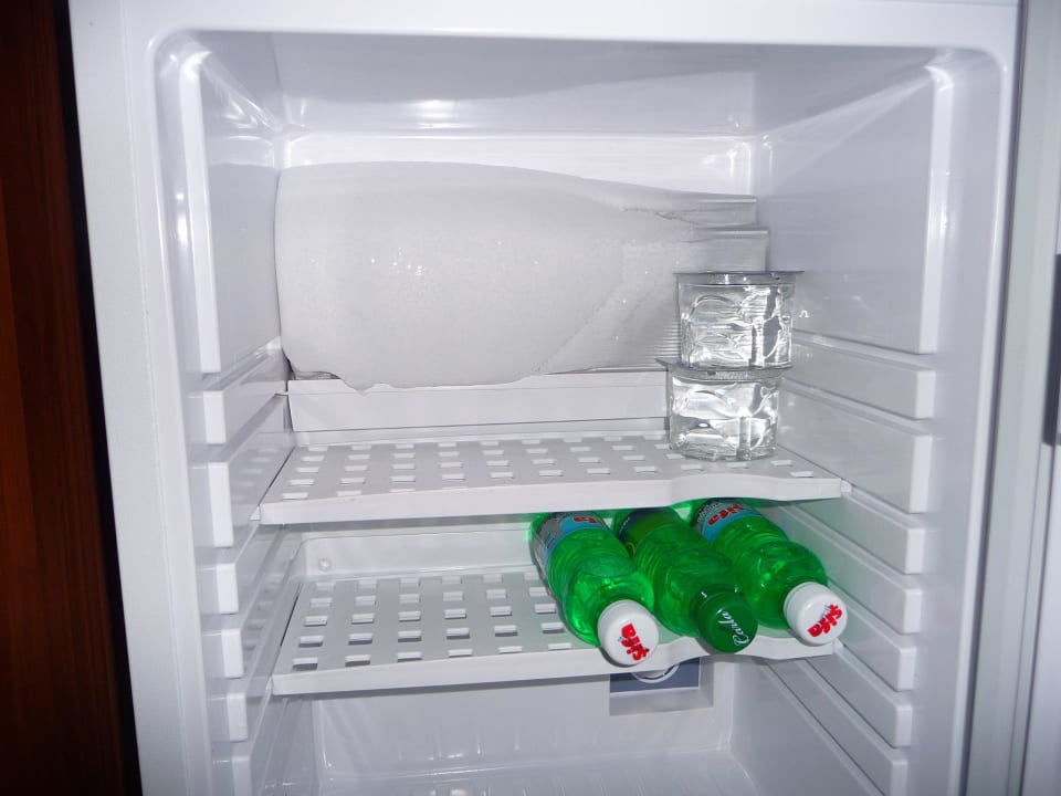 Eisschicht wegen Stromabschaltens  Vikingen Infinity Resort & Spa