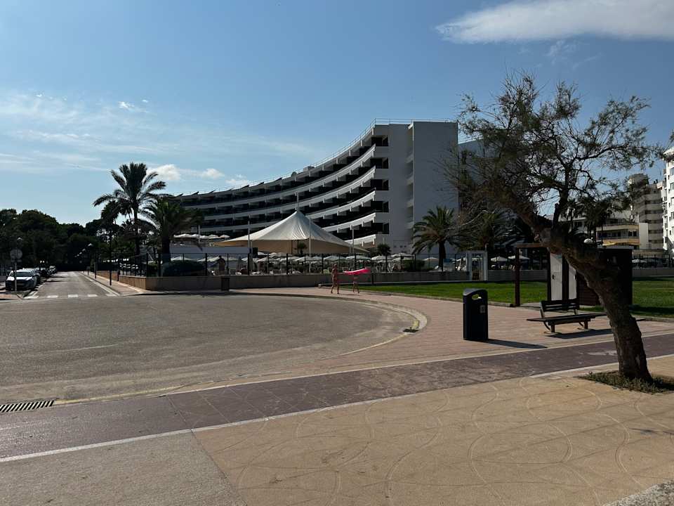 Außenansicht allsun Hotel Sumba