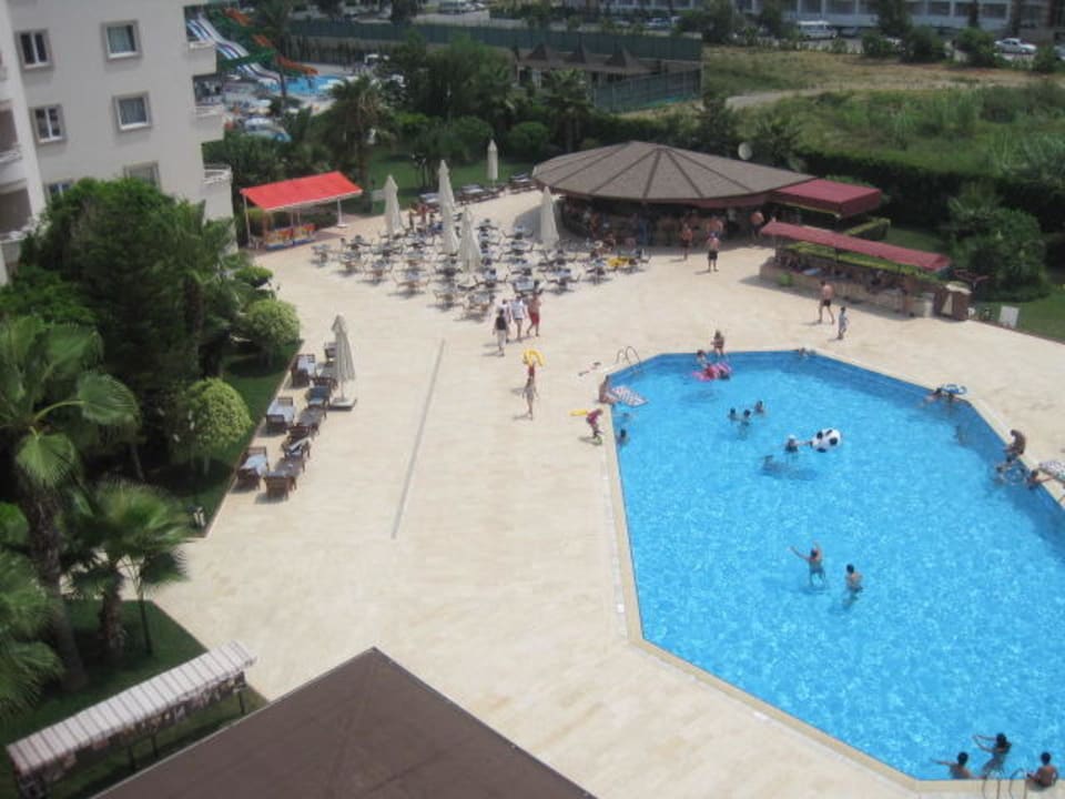 Pool Hotel Royal Garden Beach